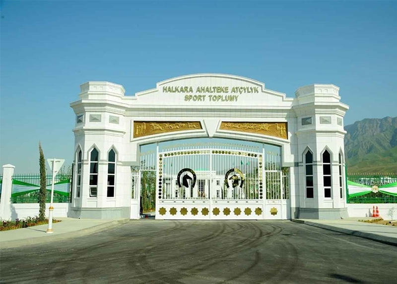 TÜRKMENİSTAN AT ÇİFTLİĞİ