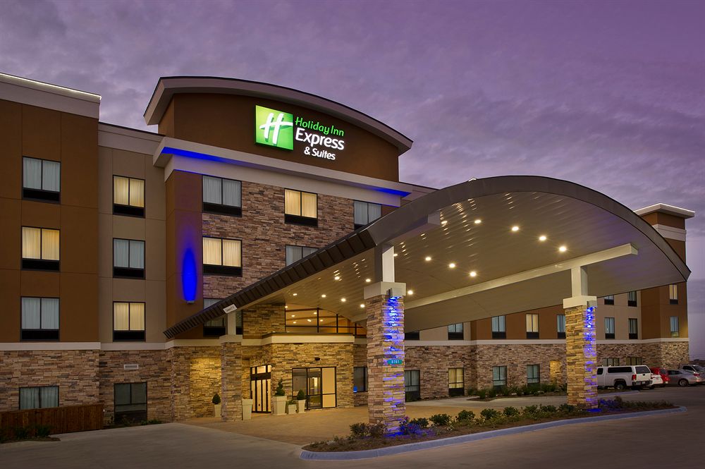 HOLIDAY INN